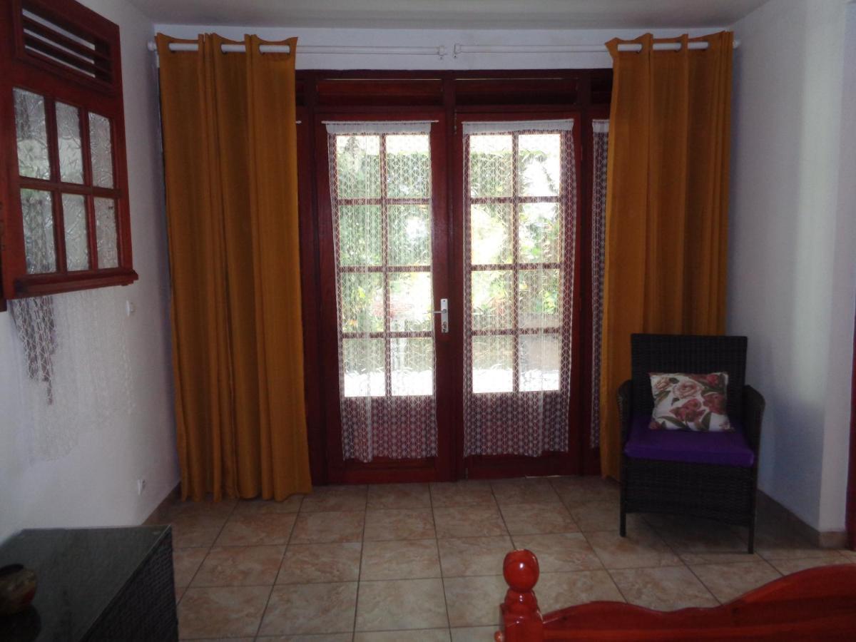 Jardin Bananier Apartment Deshaies Exterior photo